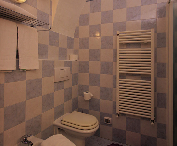 Glicine — Residence Celeste, Lago di Como — foto 3